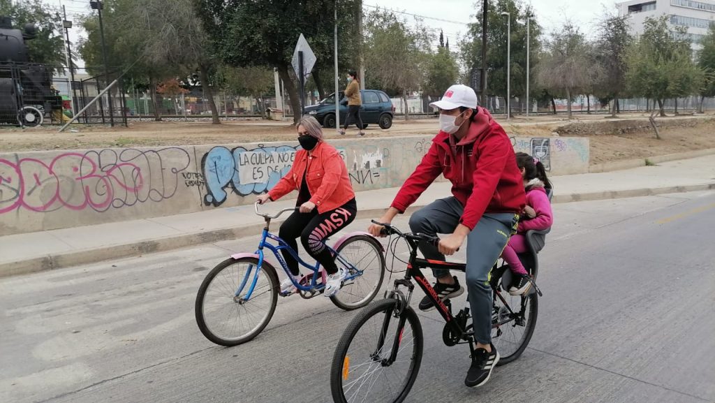 Franja deportiva "Elige Vivir Sano" en Villa Alemana