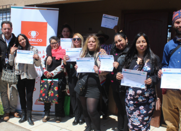 30 personas reciben certificación laboral de Sence y Codelco Ventanas