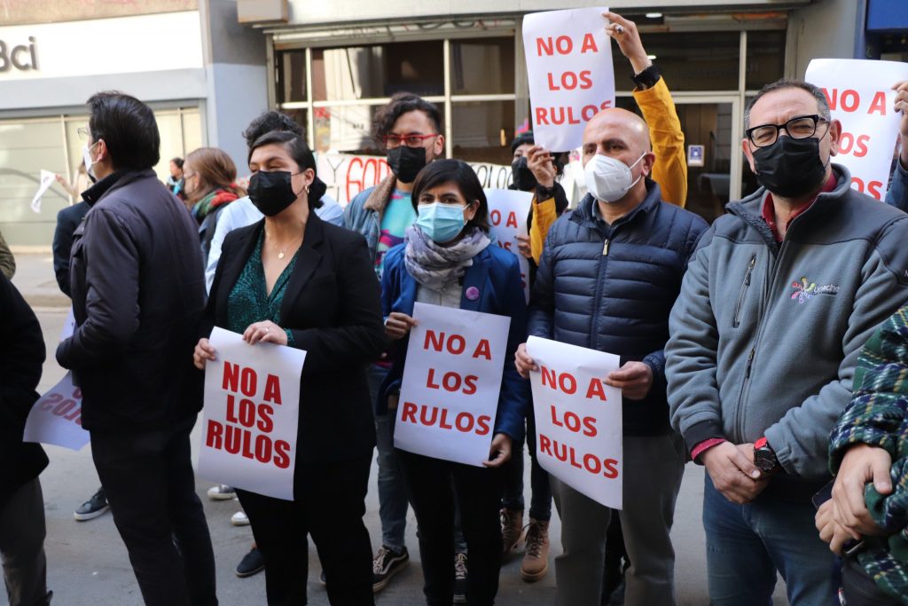 Alcaldes de la provincia de Marga Marga se manifiestan en contra de central Los Rulos