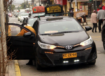 Conductores de taxis colectivos de Quillota finalizan paro