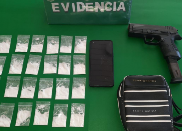 Maitencillo: En control vehicular detienen a hombre que llevaba cocaína y una pistola