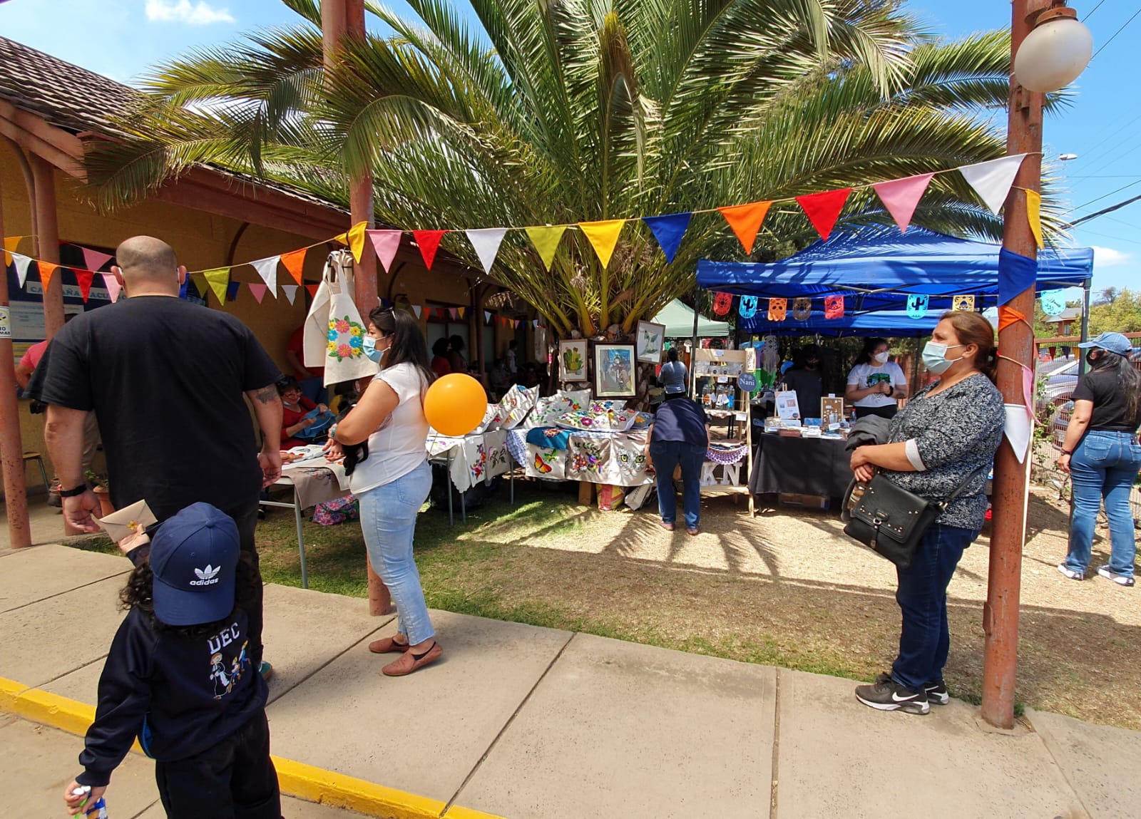 Este jueves 15 es la feria navideña en Cesfam de La Palma de Quillota