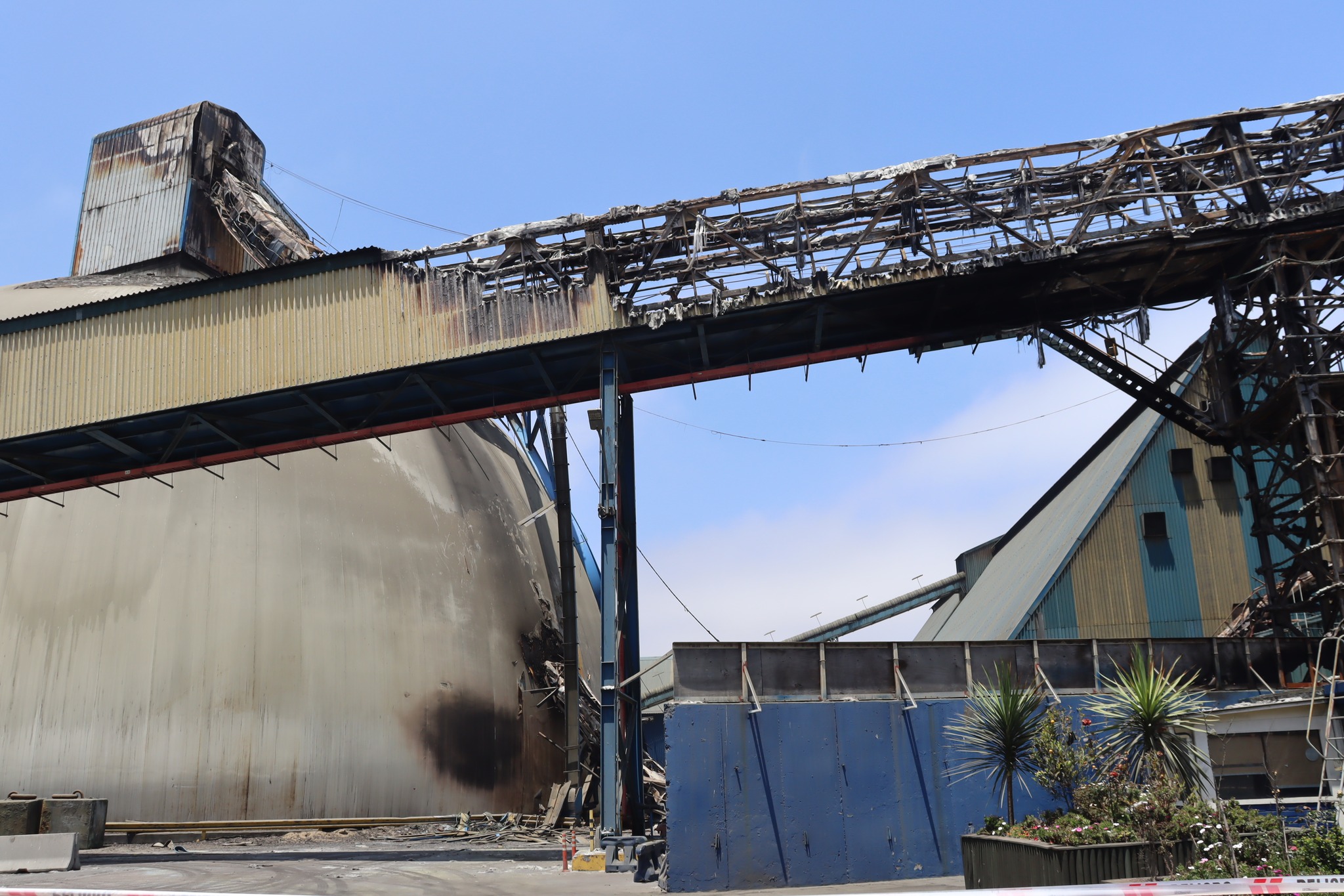 Incendio en Puerto Ventanas Solicitan detalles de daños y medidas medioambientales