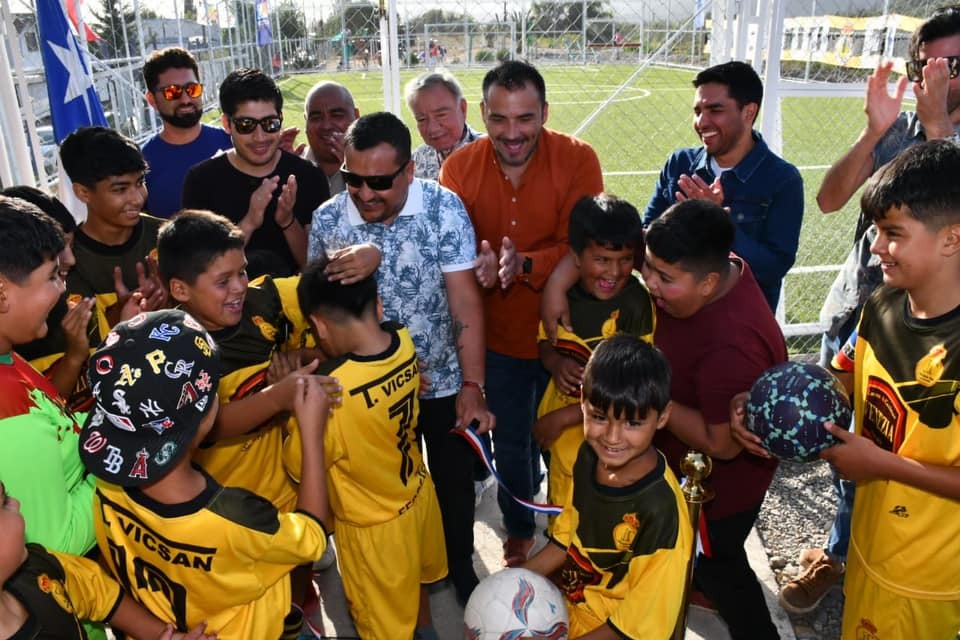 La Calera Vecinos de Población El Trigal cuentan con nueva cancha de pasto sintético