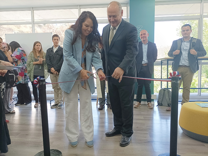 Santo Tomás Viña del Mar inaugura espacio de trabajo colaborativo en innovación social