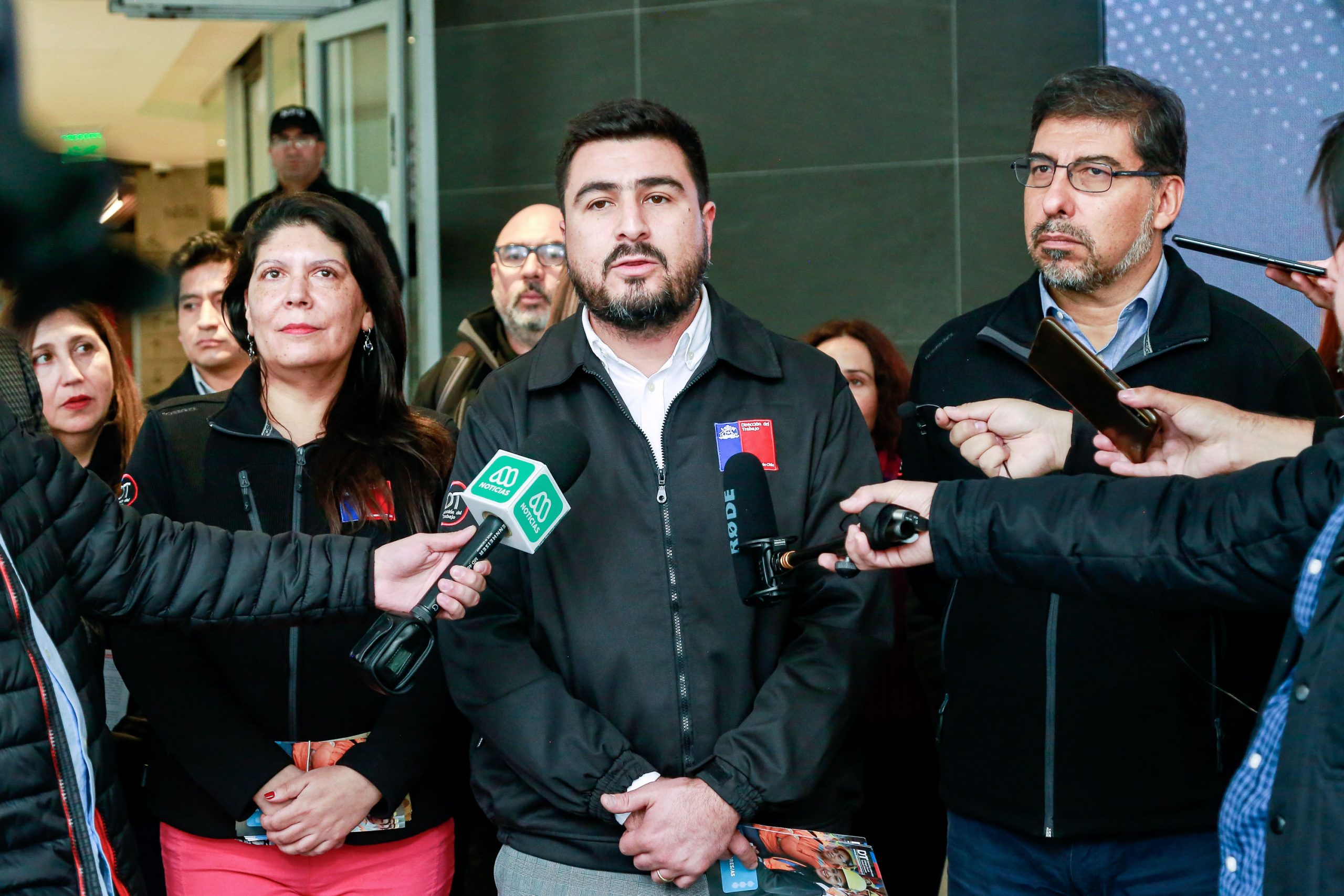 Pablo Zenteno Muñoz, director del Trabajo anunció fiscalizaciones y fuertes multas a quienes no respeten feriado del 1 de mayo.