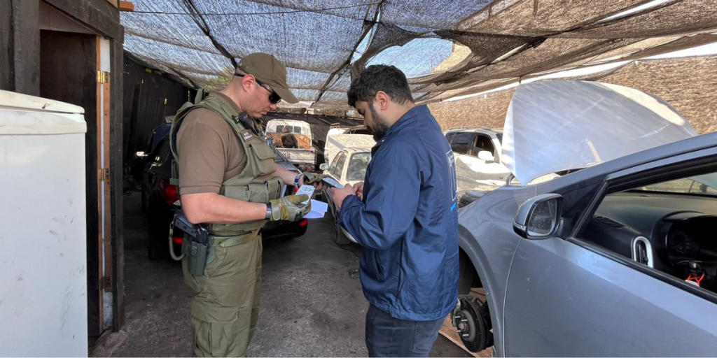 Quillota: Talleres funcionaban sin patente y en uno de ellos apareció un auto robado