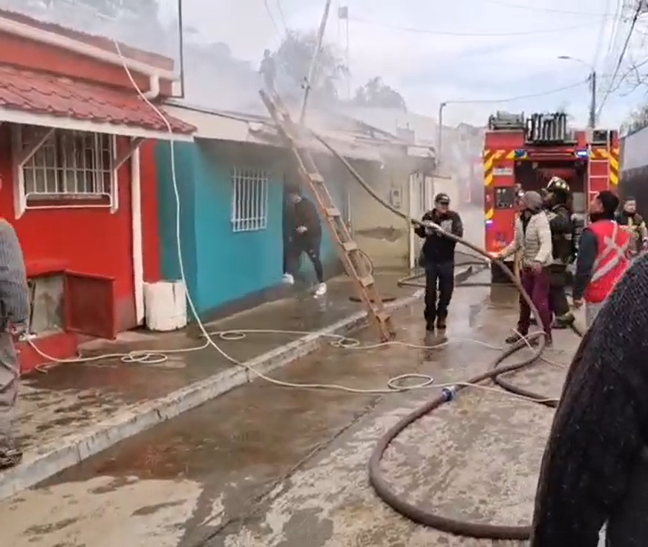 Incendio estructural en El Peumo, Quillota