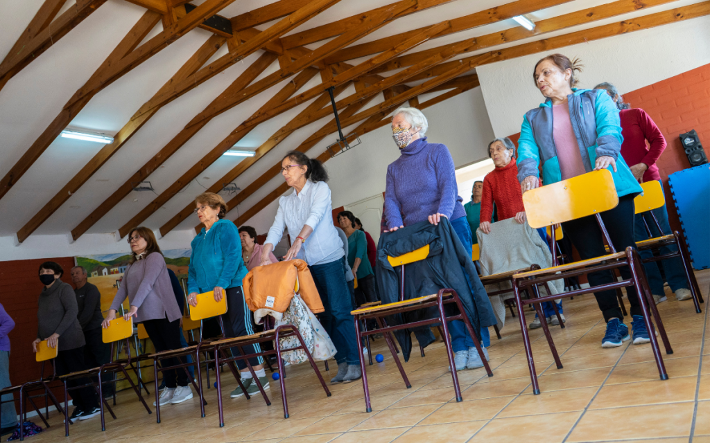 Programa Activamente de Sopraval ayuda a mejorar la calidad de vida de personas mayores