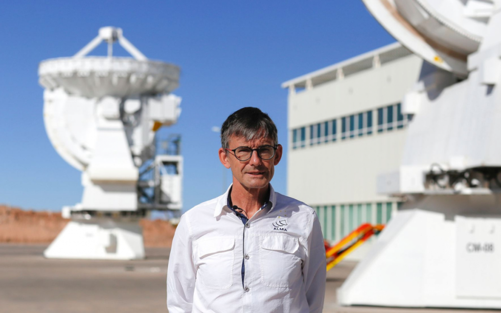 Director de Observatorio ALMA compartió las maravillas del cosmos con la comunidad de Valparaíso