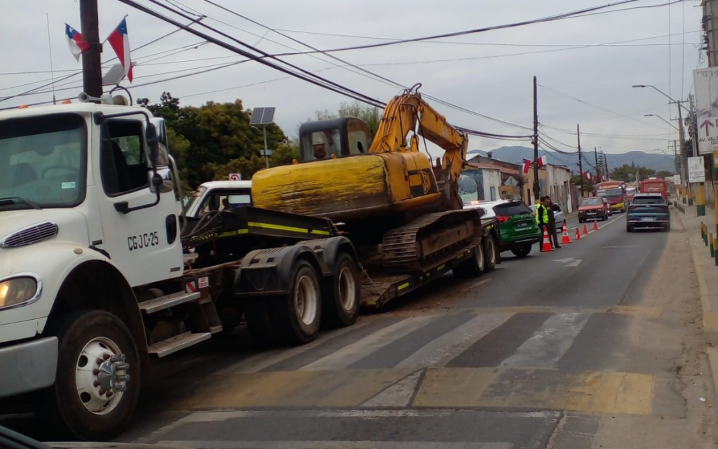 La Cruz: Gran congestión vehicular en 21 de mayo por percance de camión