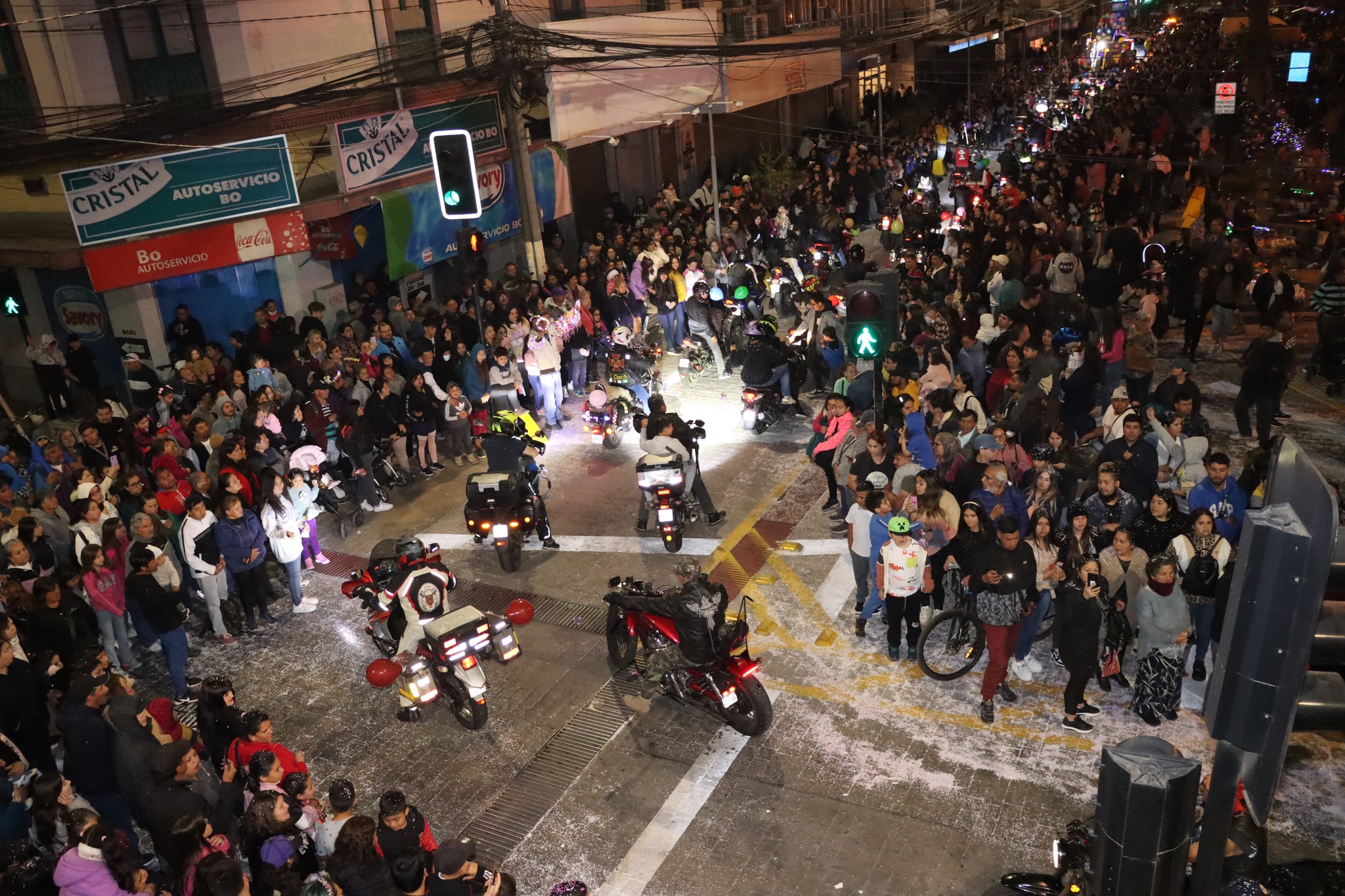 Agrupación de Motoqueros de Quillota en desfile de carros alegóricos 2023