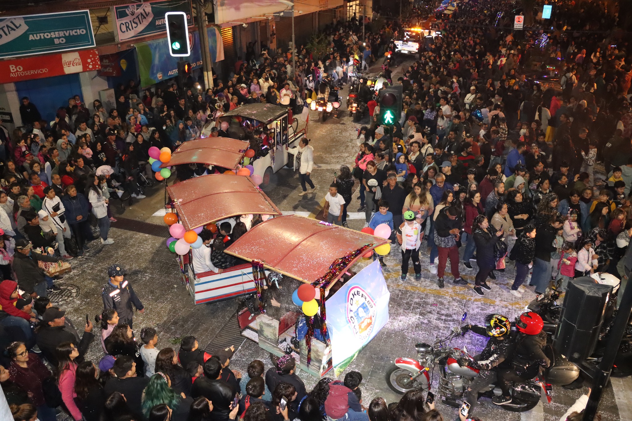 Agrupación de Motoqueros de Quillota en desfile de carros alegóricos 2023 c