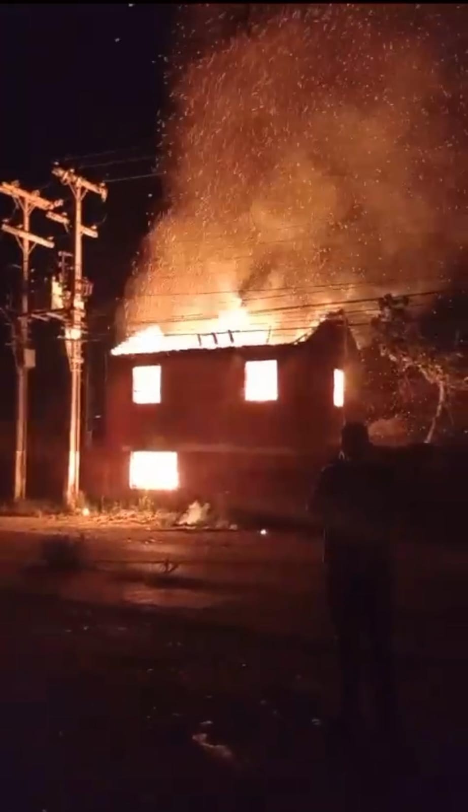 Incendio en Agustín Avezón en Quillota