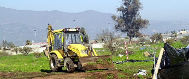 En 2022 limpiaron el sector de una de las tomas con maquinaria, pero hoy lo han vuelto a ocupar.