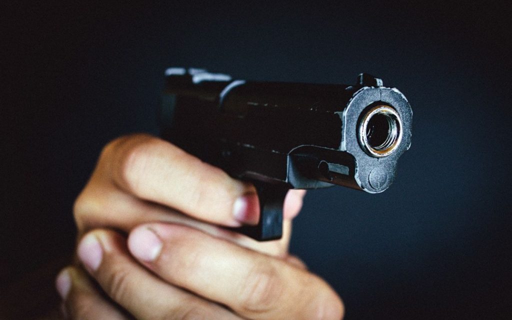 Estudiante llevó pistola y cuchillo a colegio en San Felipe