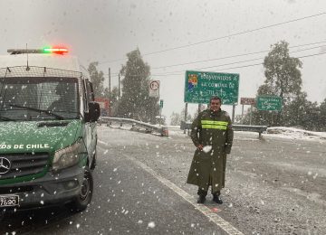 [VIDEOS] Comenzó a nevar en la Cuesta La Dormida