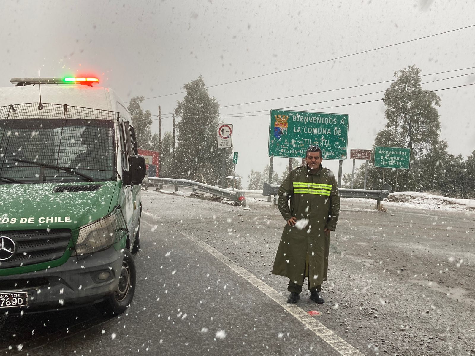 [VIDEOS] Comenzó a nevar en la Cuesta La Dormida