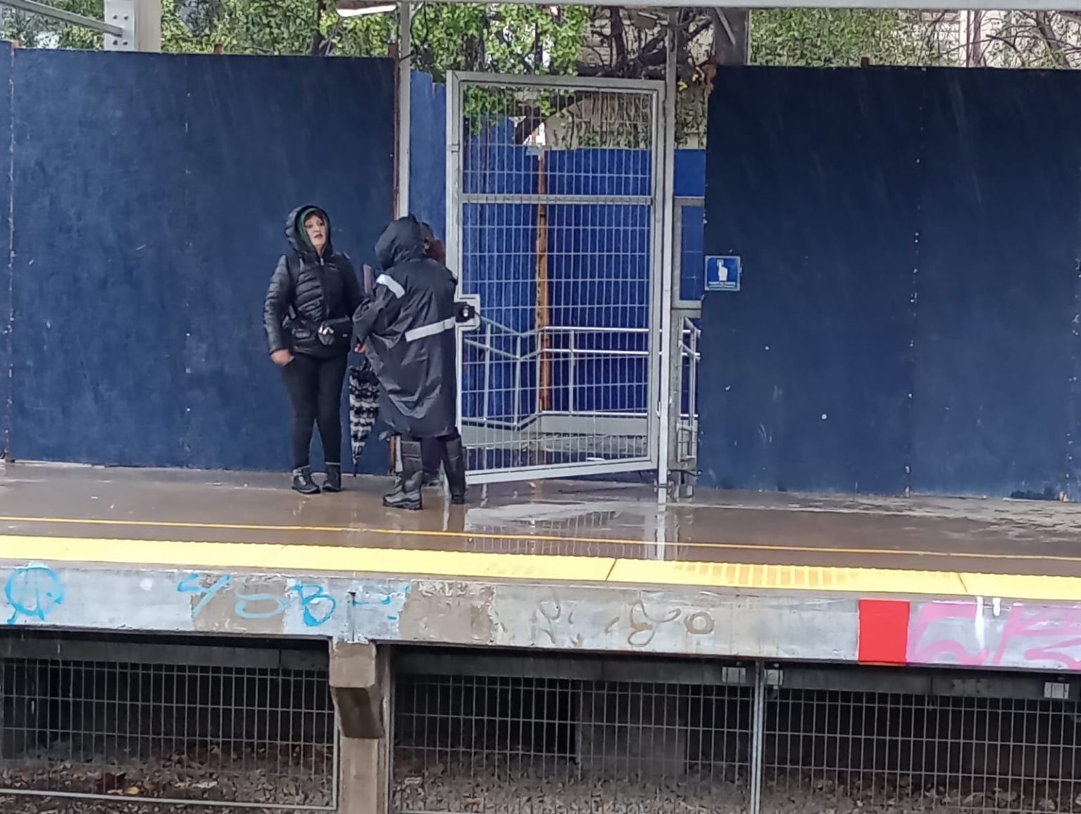 Video Lluvias Inundaron Estación Metro Villa Alemana