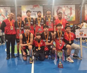 Spartans campeón de básquetbol en Quillota