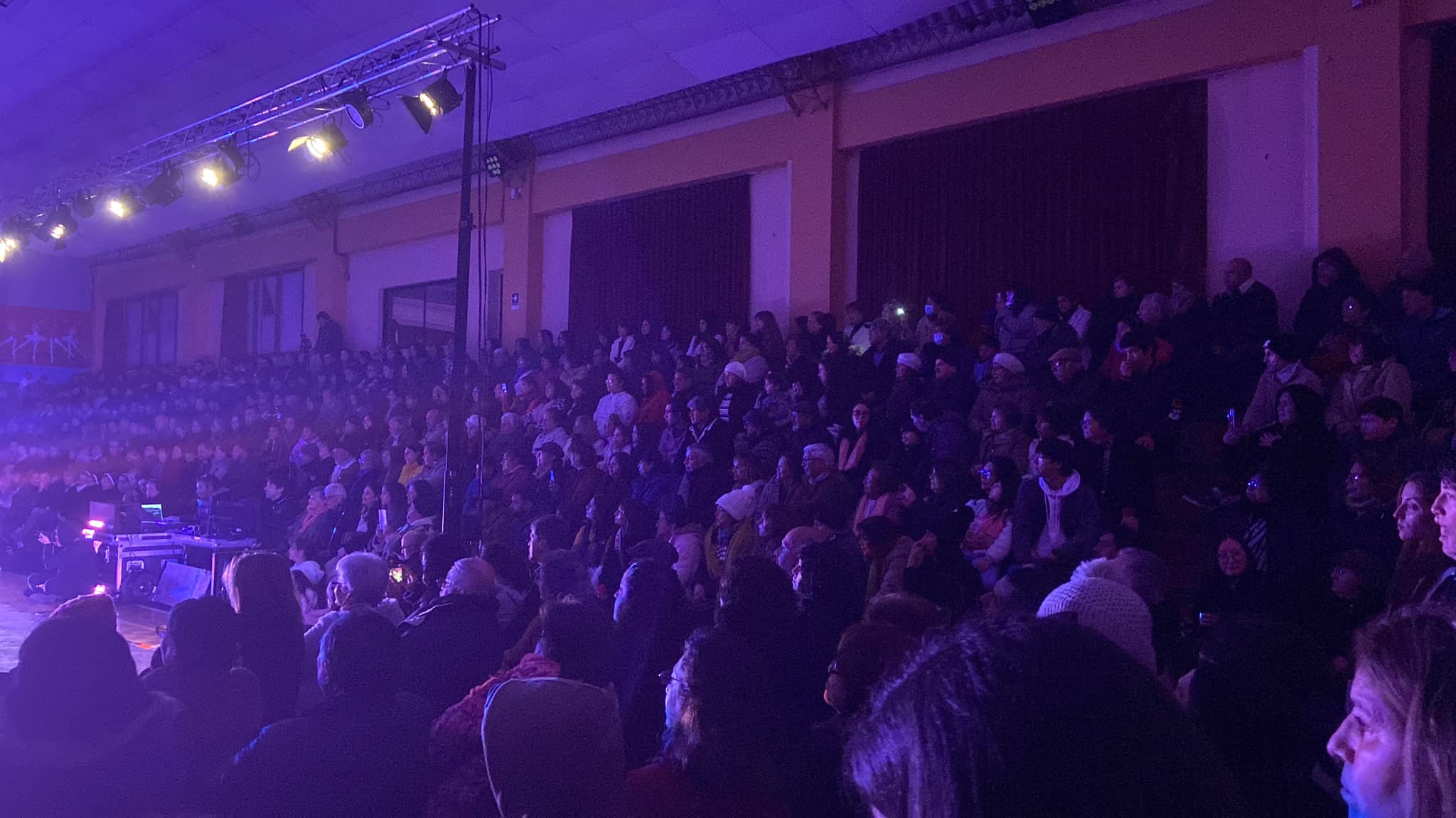 Público viendo a BAFONA en Quillota