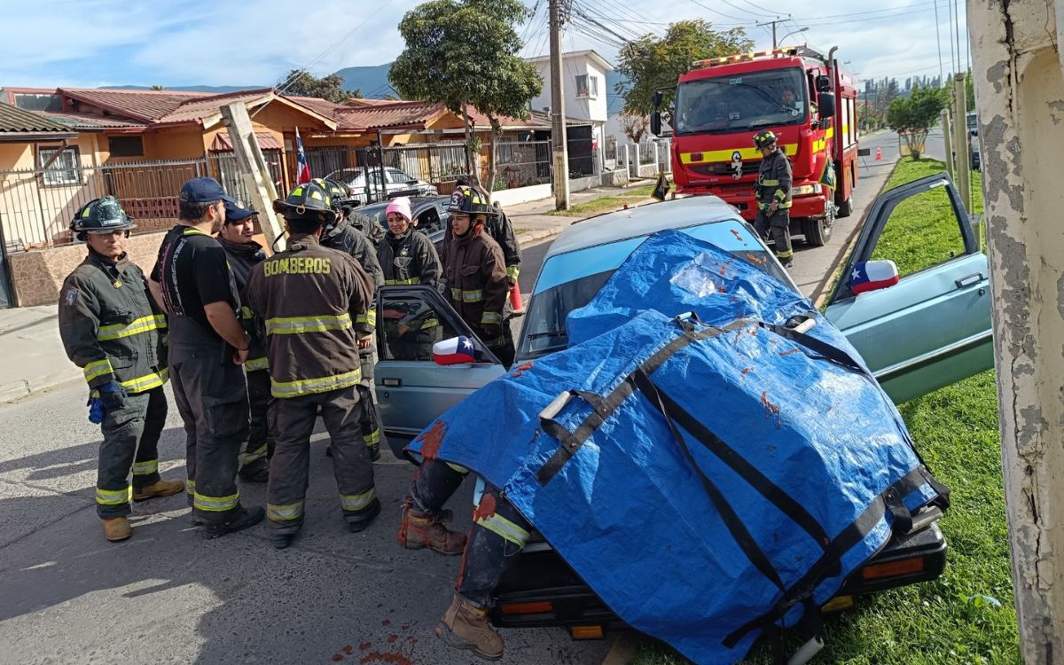 Quillota: Simulación de grave accidente inquietó a peatones, conductores y cibernautas