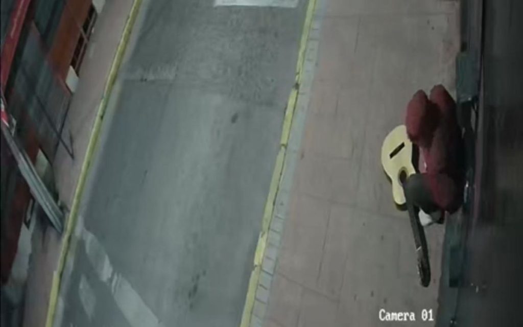 [VIDEO] Activan búsqueda del ladrón de la guitarra en Quillota