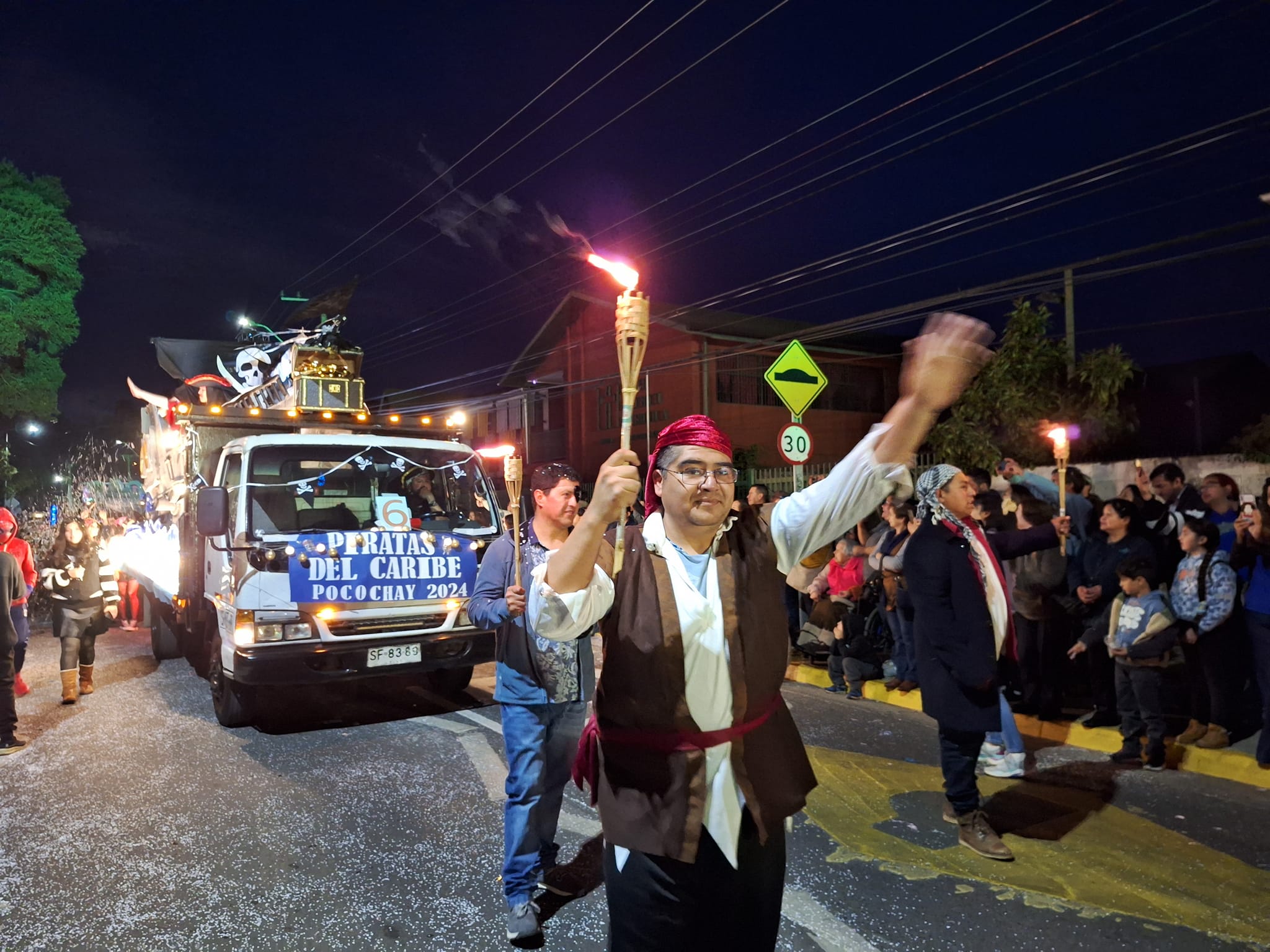 [FOTOS] La Cruz tuvo deslumbrante Desfile de Carros Alegóricos