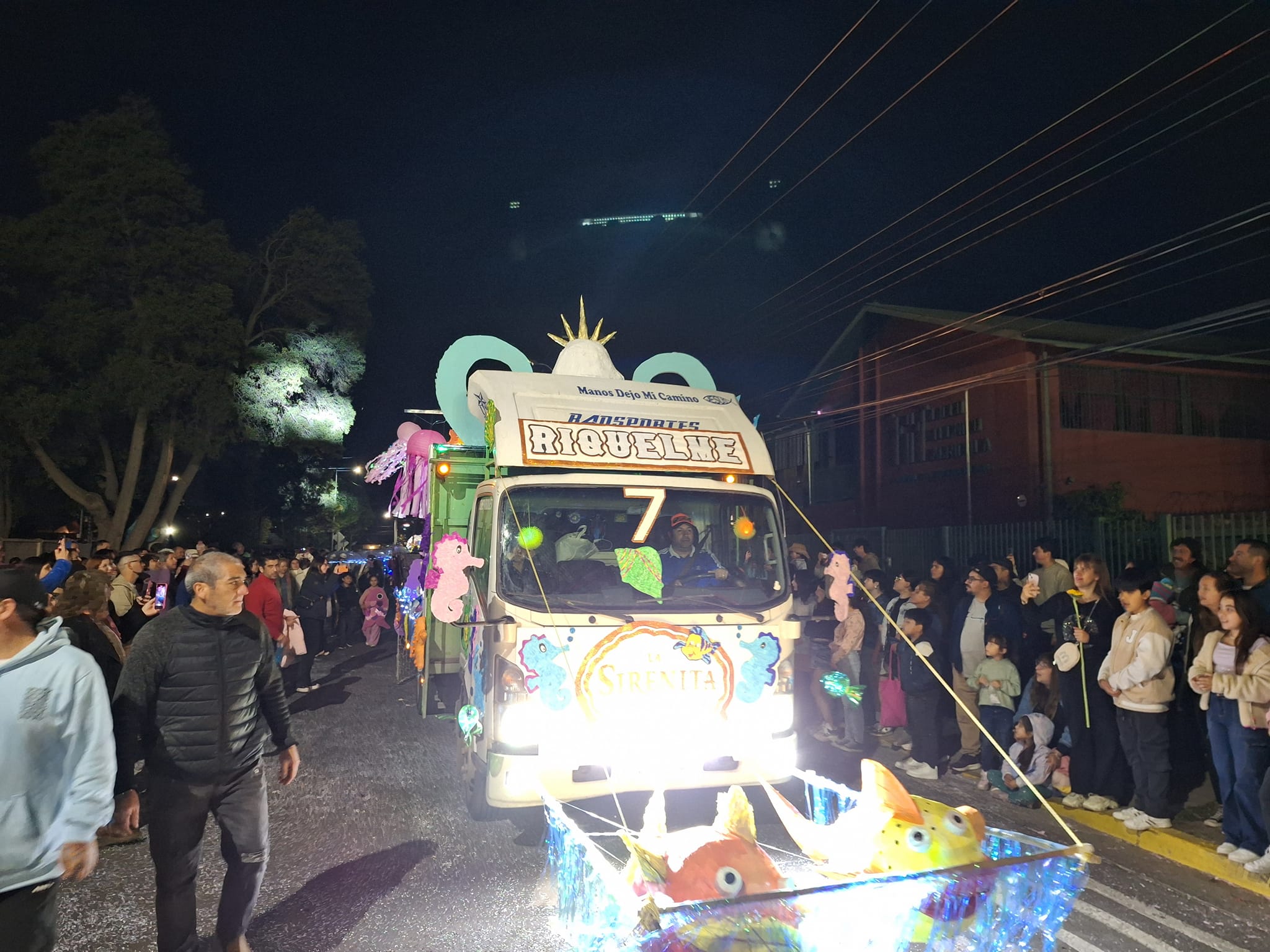 [FOTOS] La Cruz tuvo deslumbrante Desfile de Carros Alegóricos