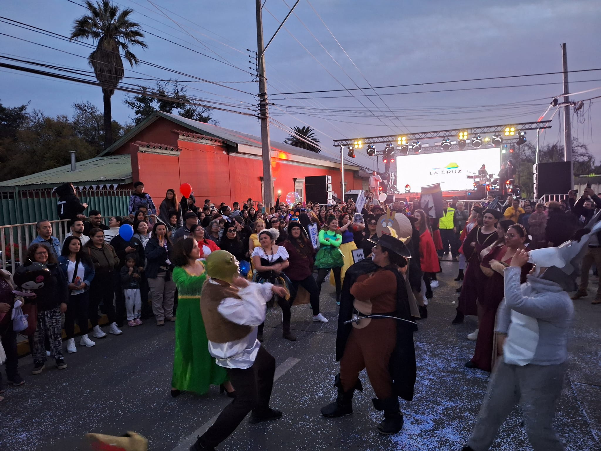 [FOTOS] La Cruz tuvo deslumbrante Desfile de Carros Alegóricos