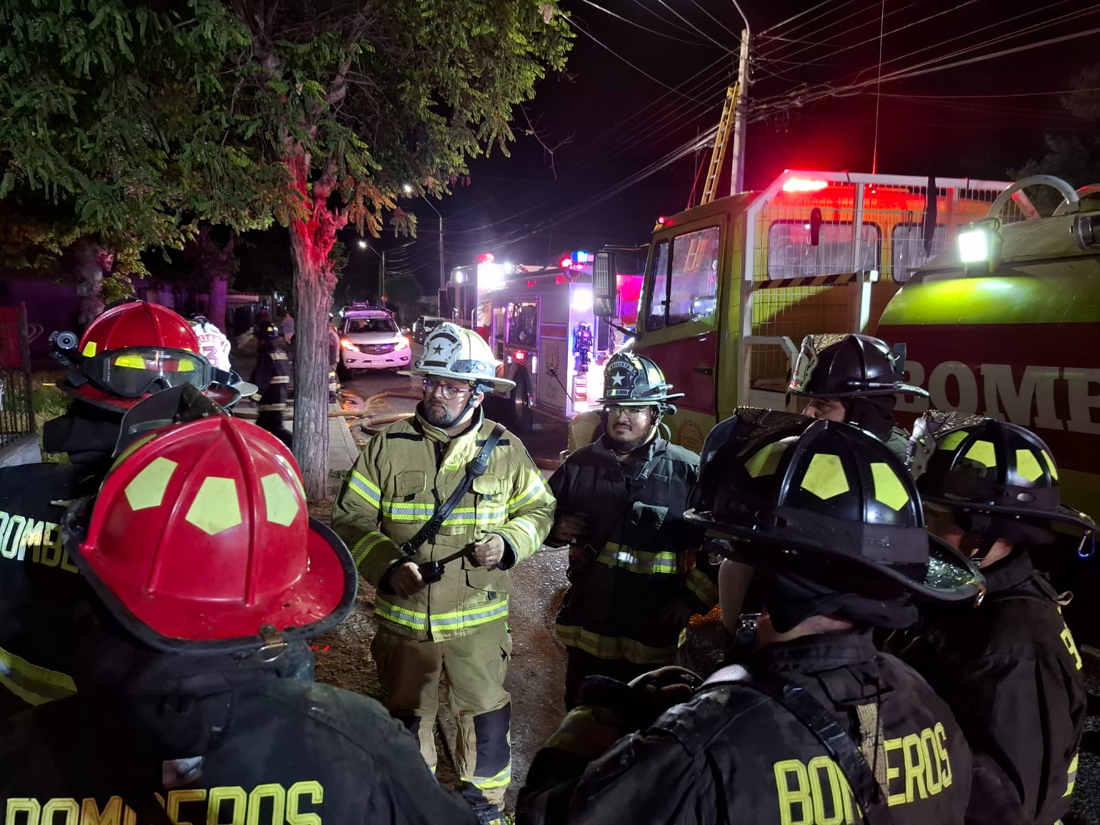 Incendio en Quillota consumió por completo una vivienda