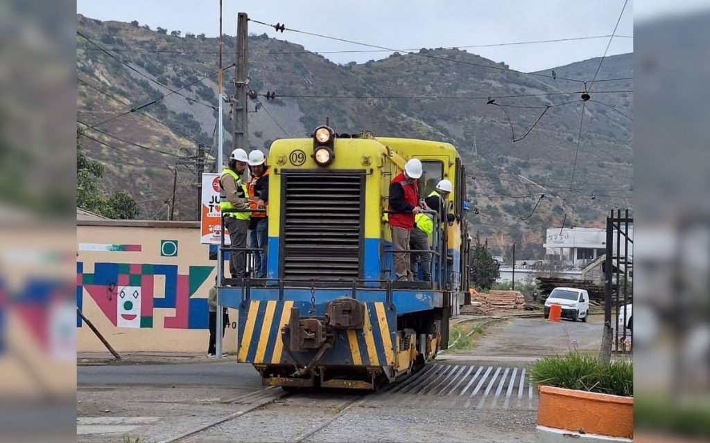 Tren Calero regresó para probar vías entre La Calera y El Melón