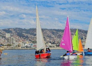 Regata en Valparaíso por los 100 años de la Cámara de Comercio