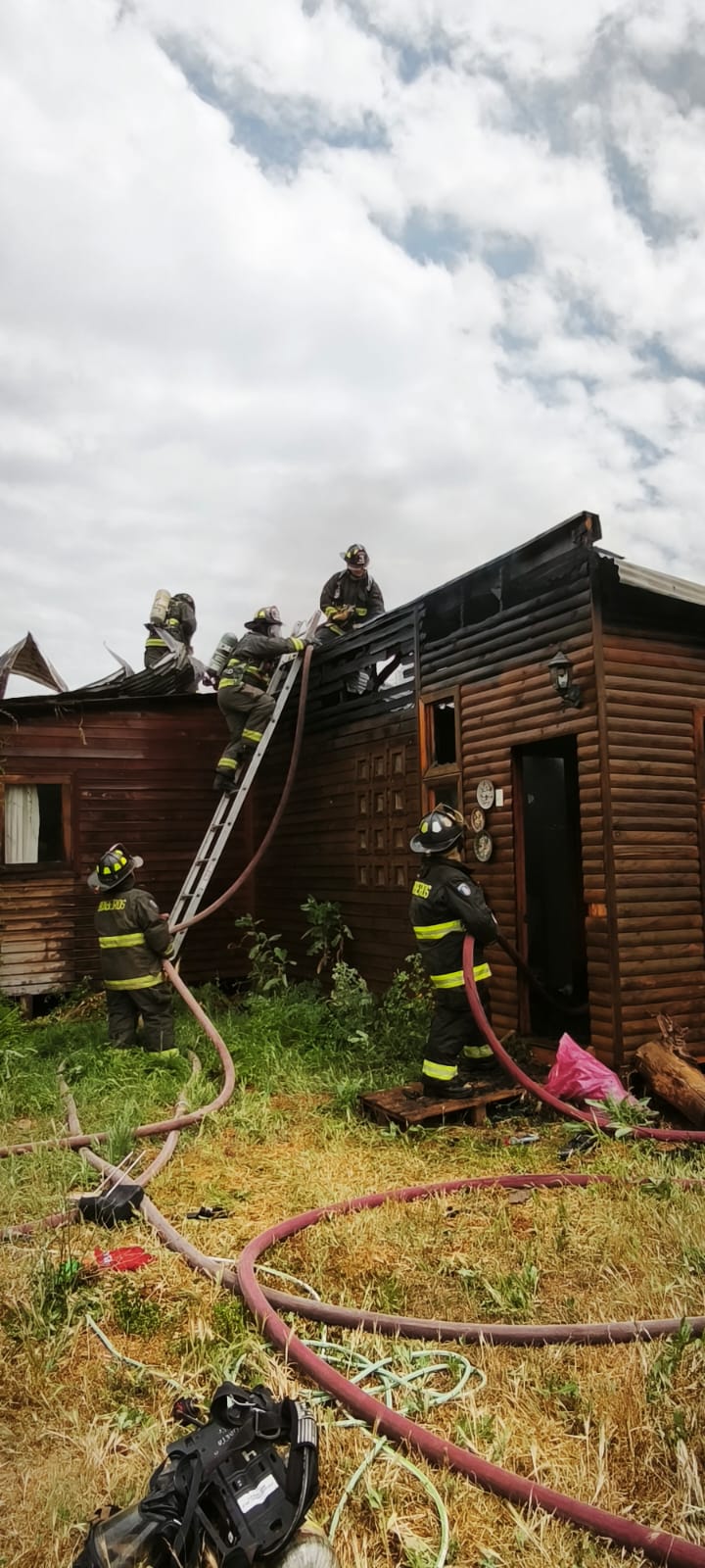 Quillota Incendio destruyó casa habitación en Lo Mardones