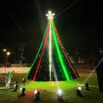 La Calera recibe diciembre con encendido del árbol de Navidad