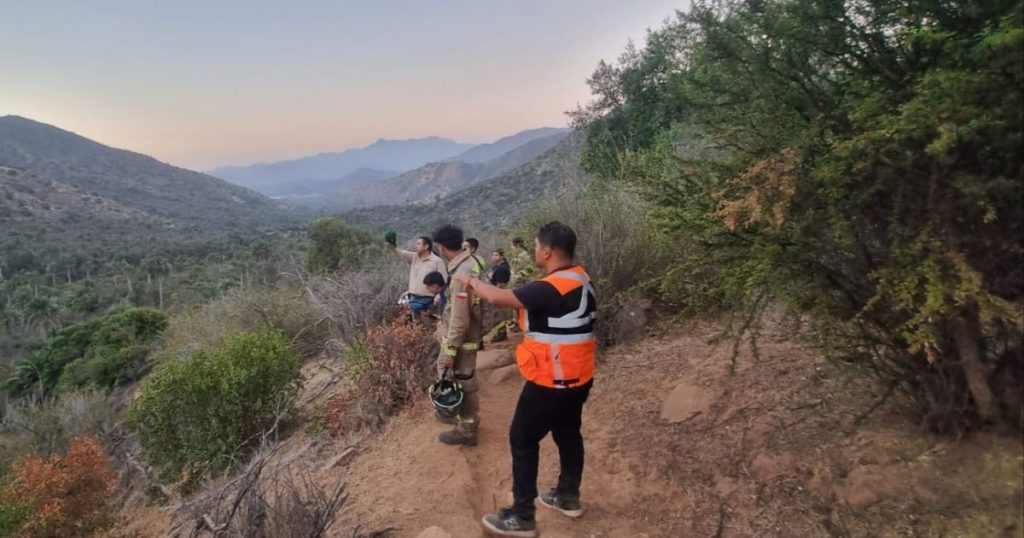 Con dron y helicóptero continúan búsqueda de turista extraviado en Parque La Campana