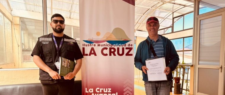 La Cruz firmó entrega de terreno para la instalación de semáforo en Av. Santa Cruz