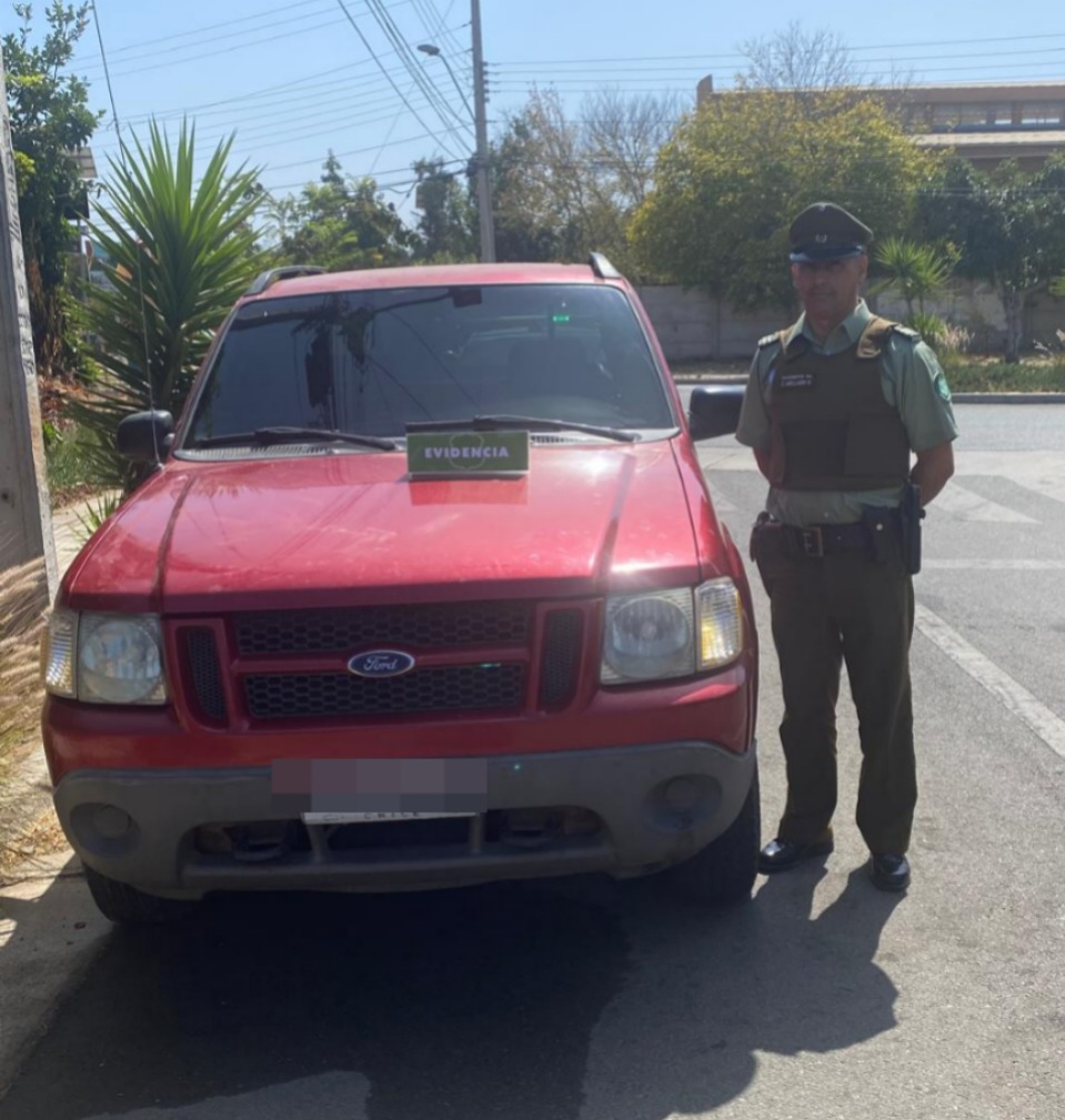 Camioneta recuperada en La Cruz